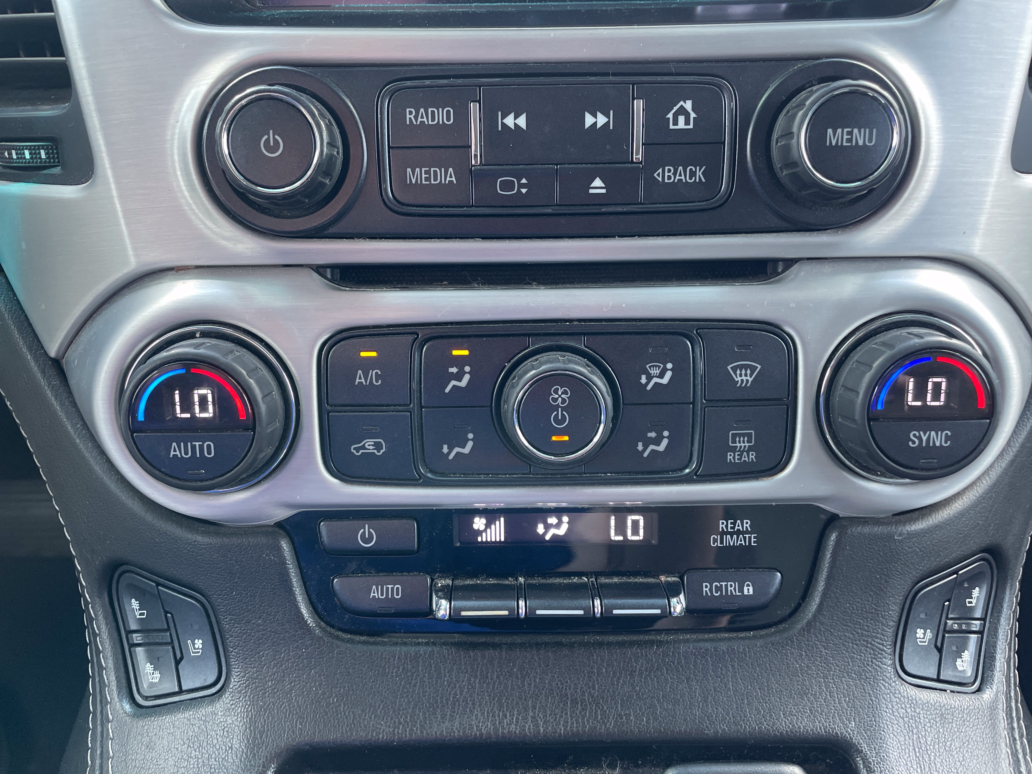 Used 2020 GMC Yukon XL SLT RWD image 38
