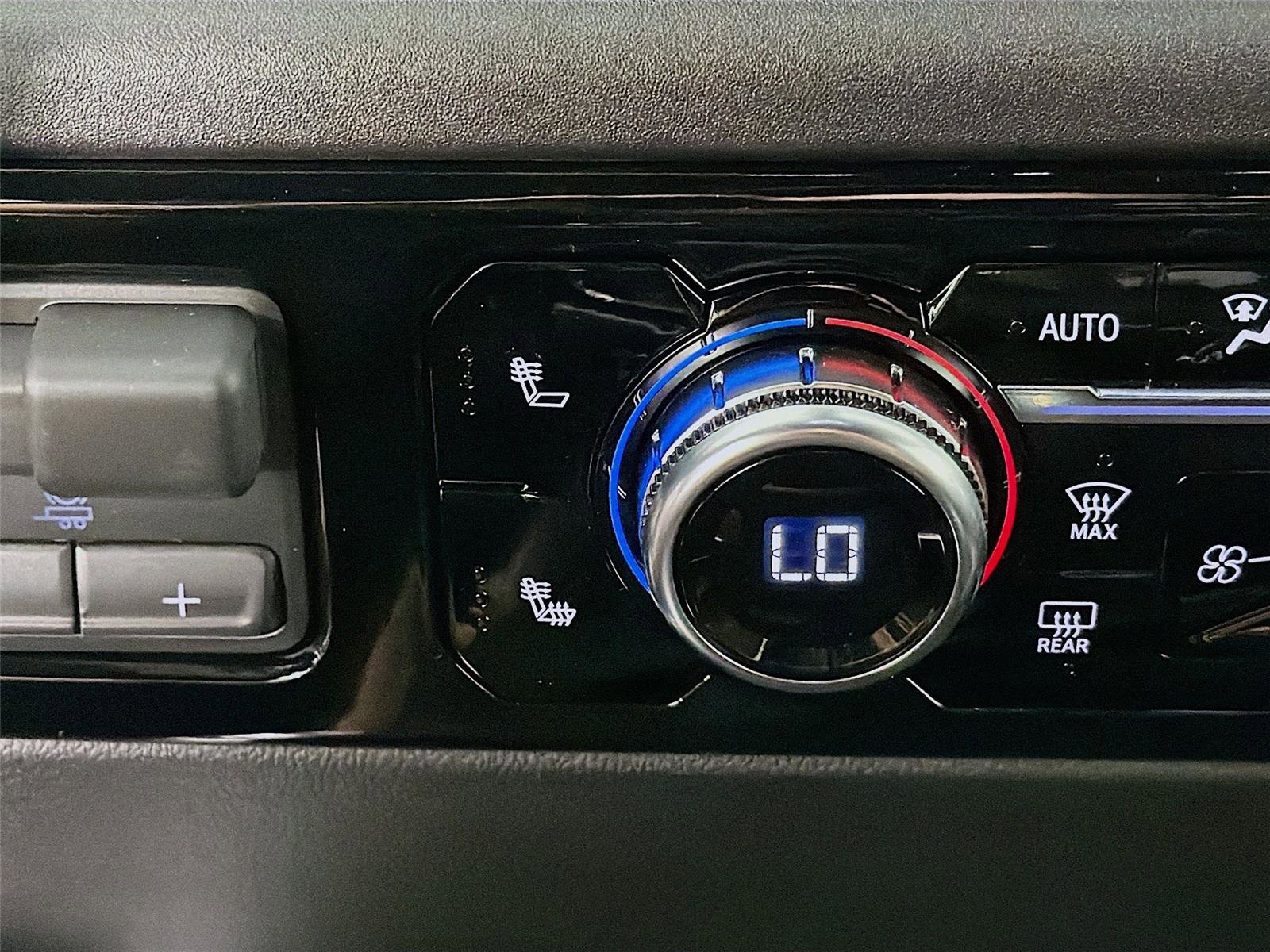 New 2026 GMC Sierra 1500 Elevation image 22