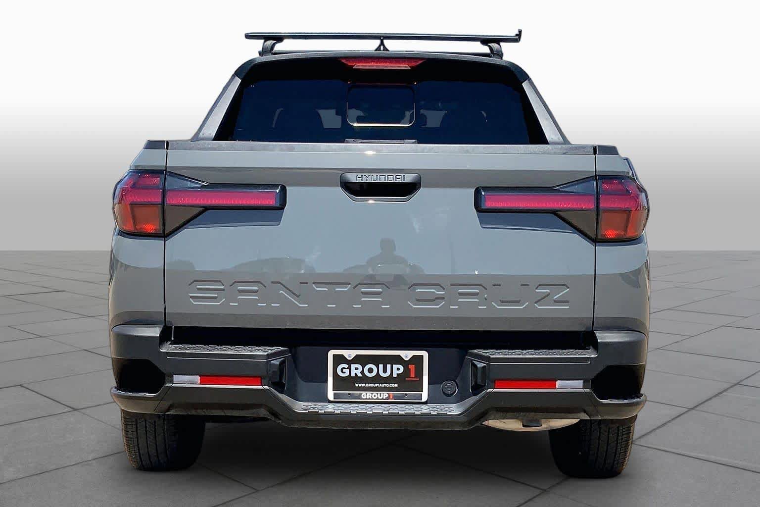 Used 2023 Hyundai Santa Cruz SEL w/ Activity Package FWD image 5