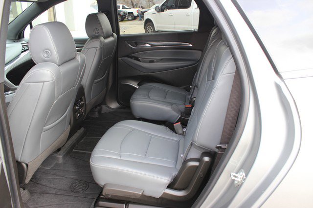 Used 2023 Buick Enclave Premium image 7