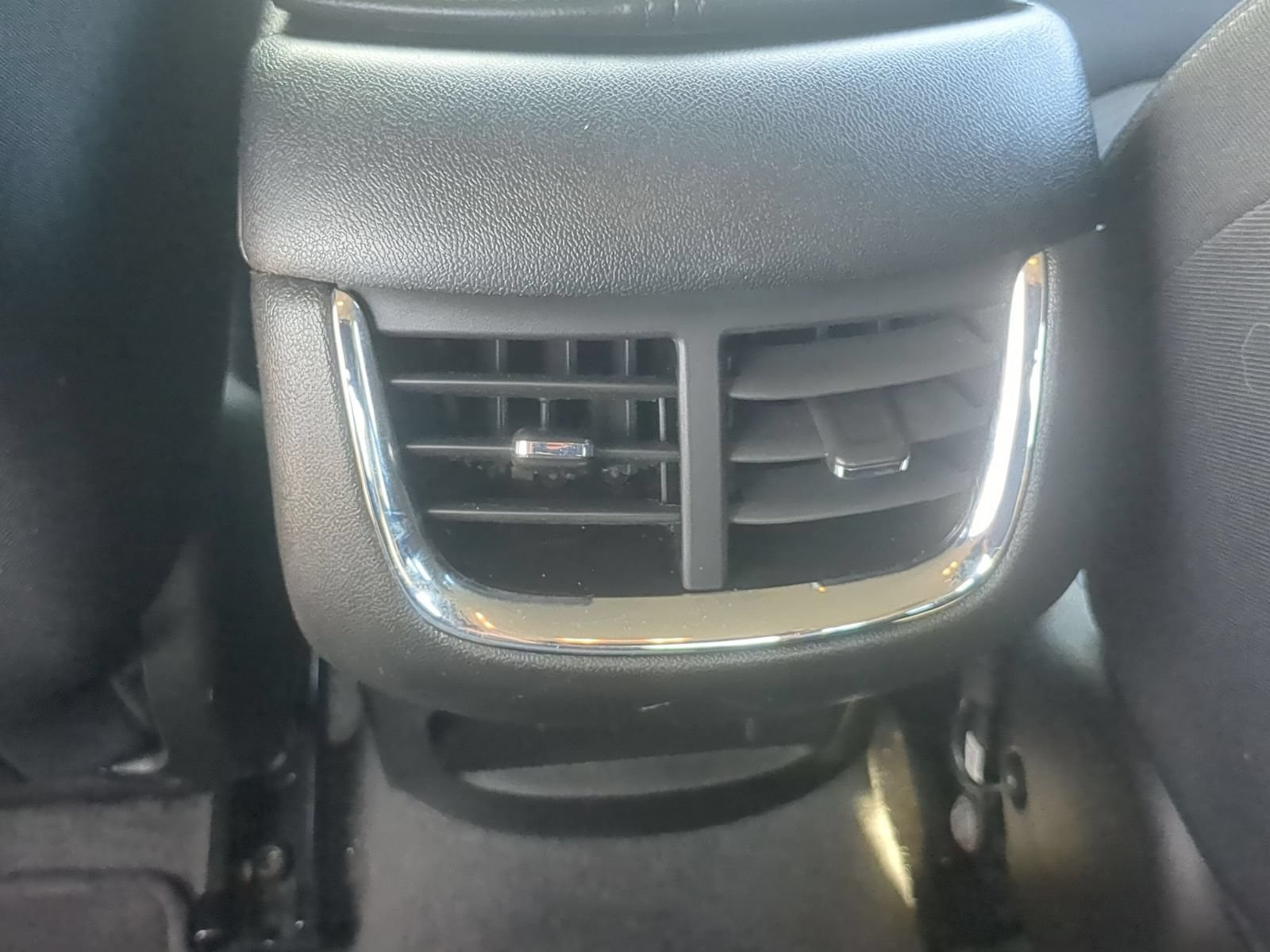 Used 2024 Chevrolet Malibu LT FWD image 32