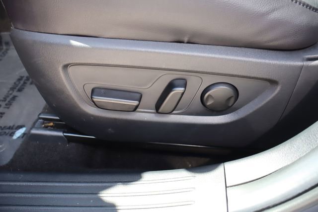 Used 2025 MAZDA CX-50 AWD 2.5 S w/ Premium Plus Pkg image 11