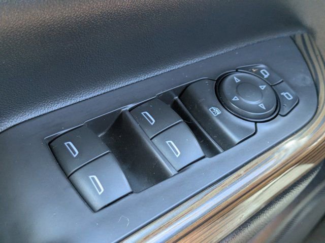 Used 2018 GMC Acadia SLE w/ LPO, Floor Liner Package image 18