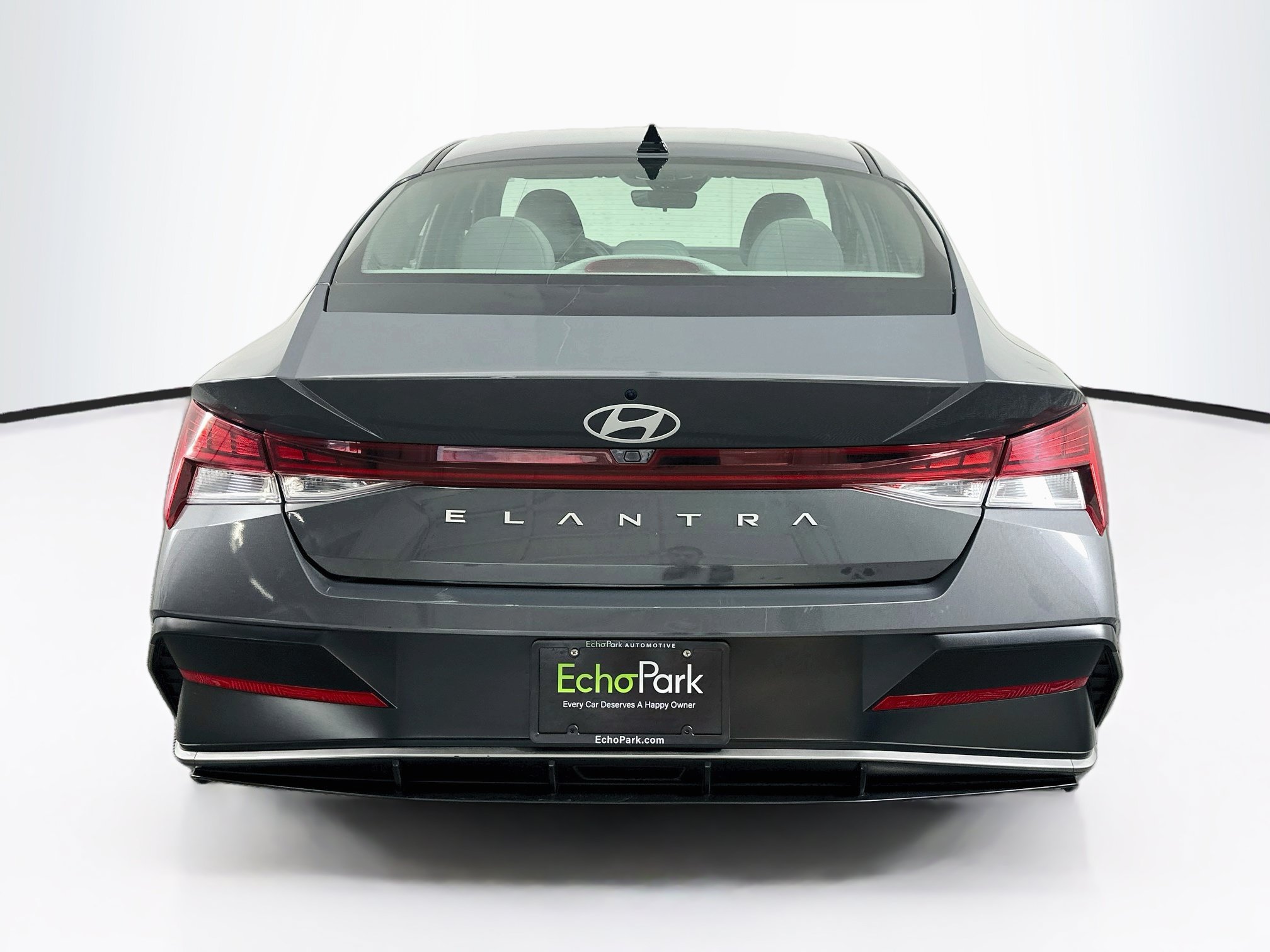Used 2025 Hyundai Elantra SEL FWD image 7