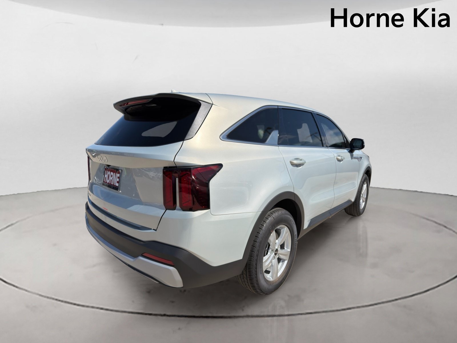 New 2026 Kia Sorento LX FWD image 4