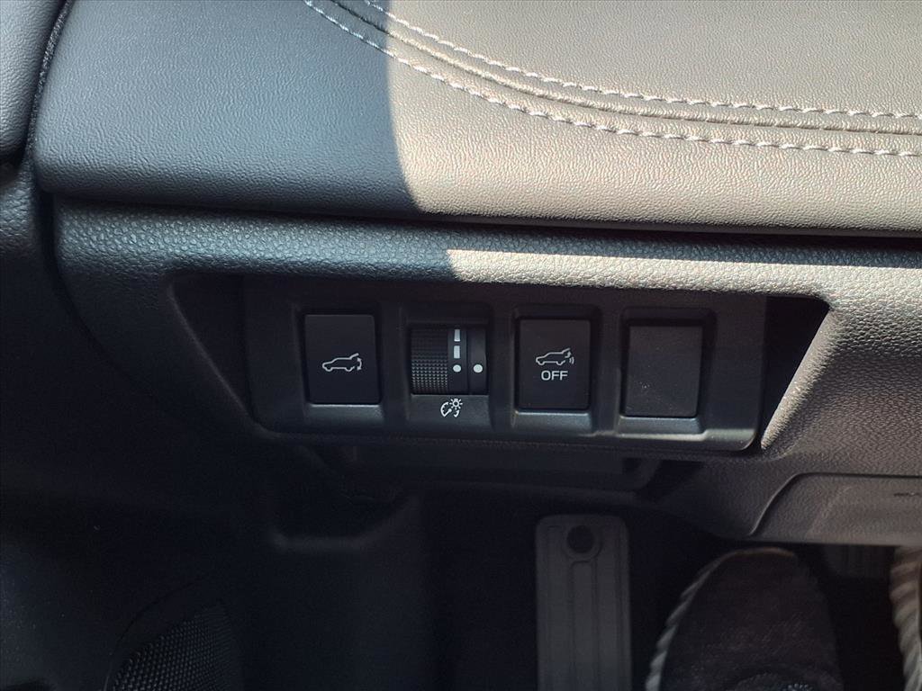 New 2025 Subaru Outback Touring XT image 8