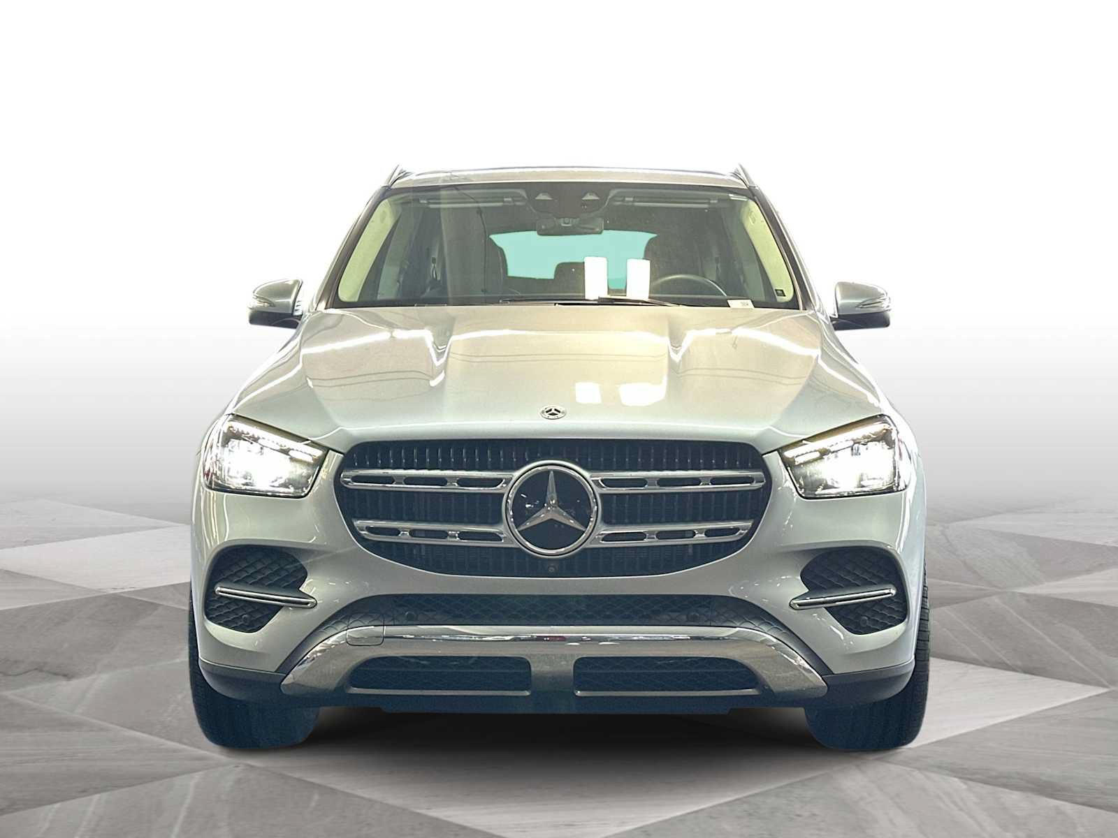 Used 2024 Mercedes-Benz GLE 350 4MATIC image 3