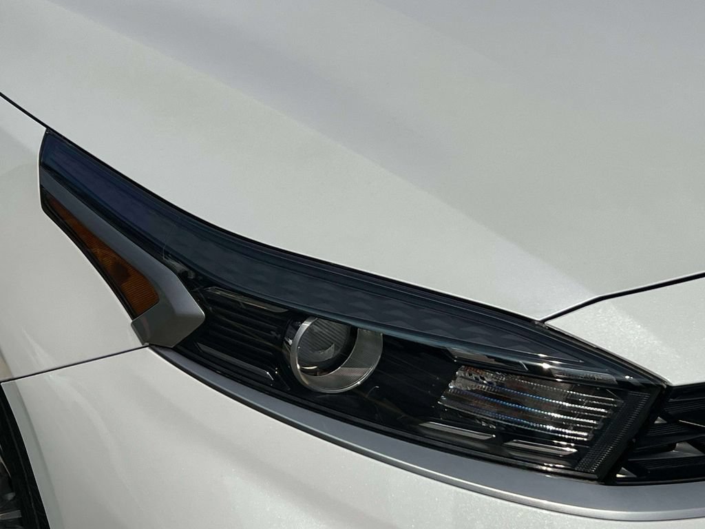 Certified 2023 Kia Forte LXS FWD image 9