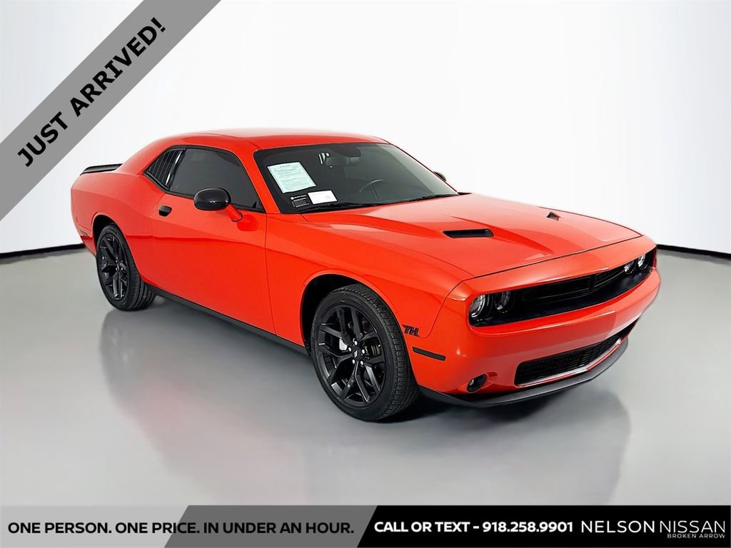 Used 2023 Dodge Challenger SXT w/ Blacktop Package RWD image 3