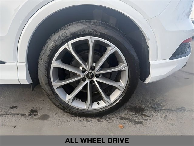 New 2026 Audi Q4 e-tron Premium image 11