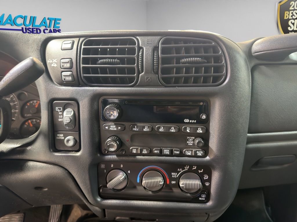 Used 2003 Chevrolet Blazer LS w/ Preferred Equipment Group image 13