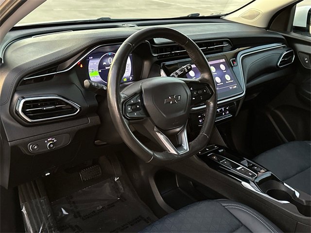 Used 2022 Chevrolet Bolt EUV LT w/ Convenience Package image 21