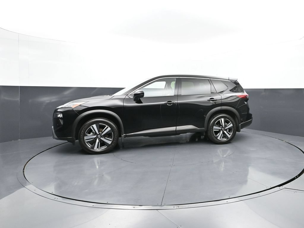 Certified 2025 Nissan Rogue SL AWD/4WD image 4