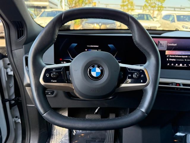Used 2026 BMW iX xDrive60 image 24