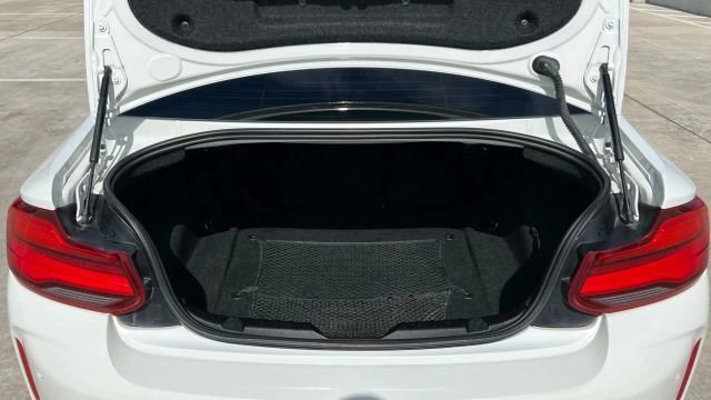 Used 2018 BMW M2 image 19