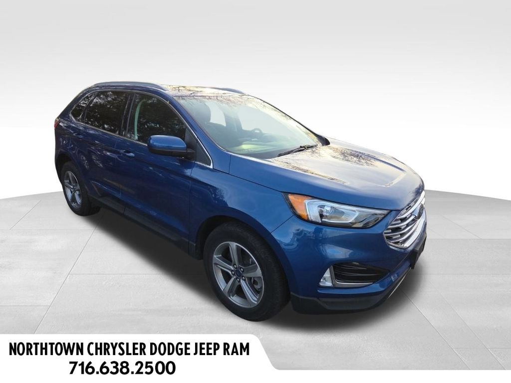 Used 2022 Ford Edge SEL w/ Convenience Package image 2