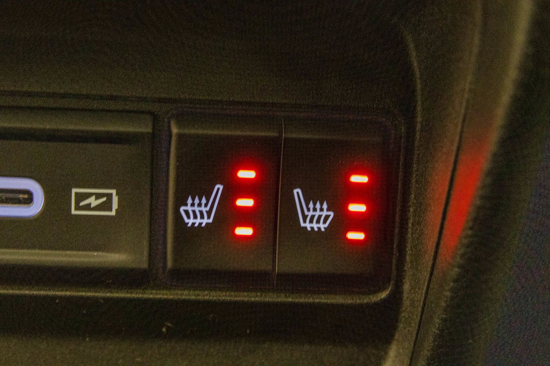 New 2026 Jeep Grand Cherokee Limited AWD/4WD image 39