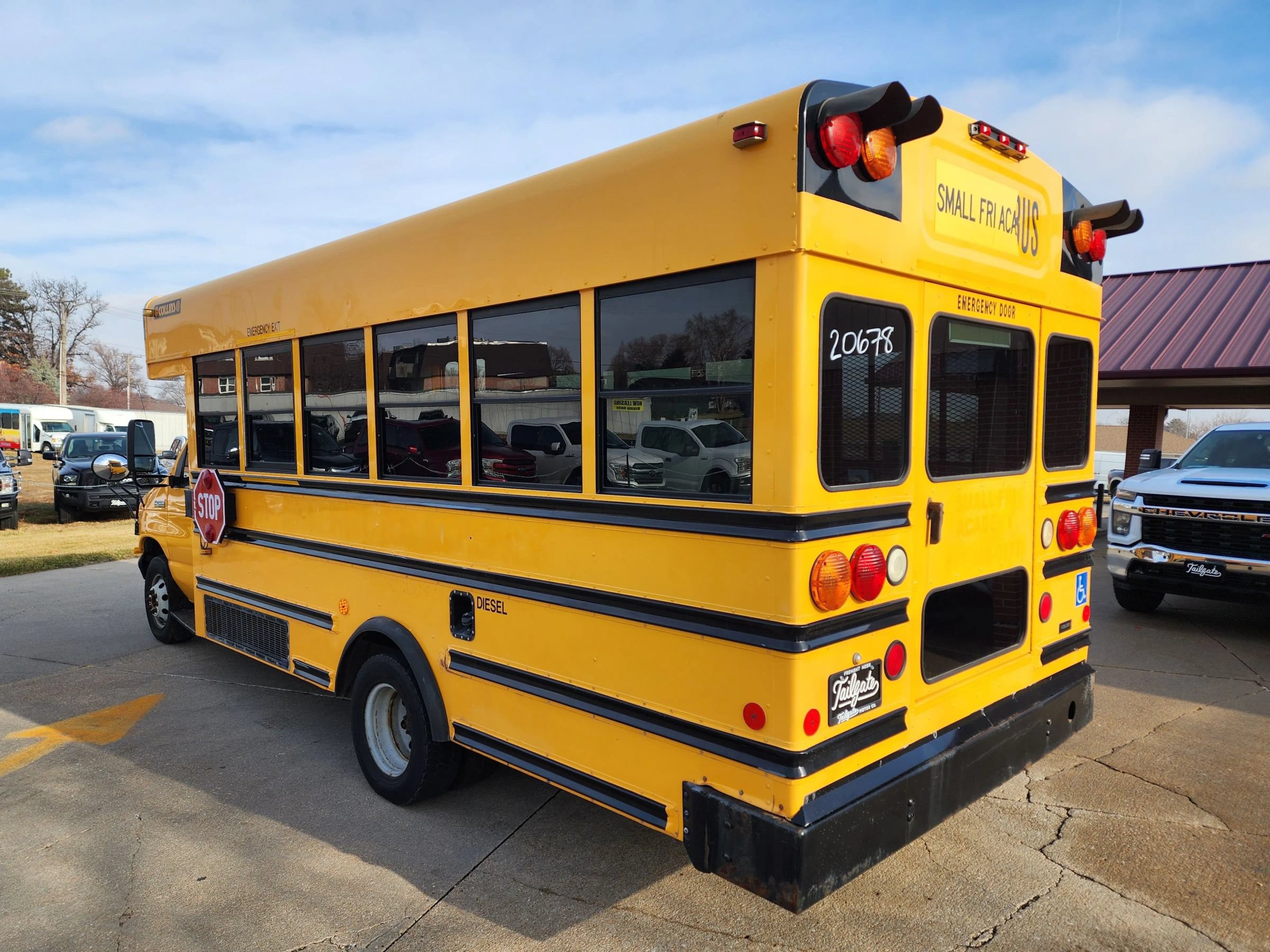 Used 2006 Ford E-450 and Econoline 450 RWD image 6