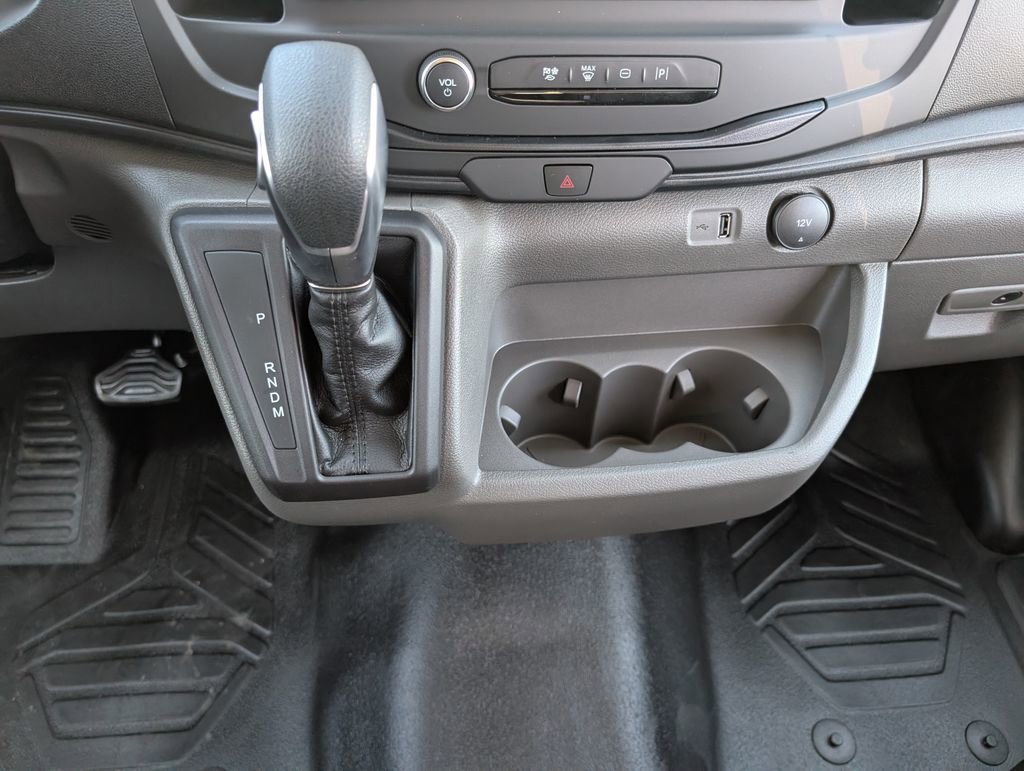 New 2026 Ford Transit 250 148 Medium Roof RWD image 17