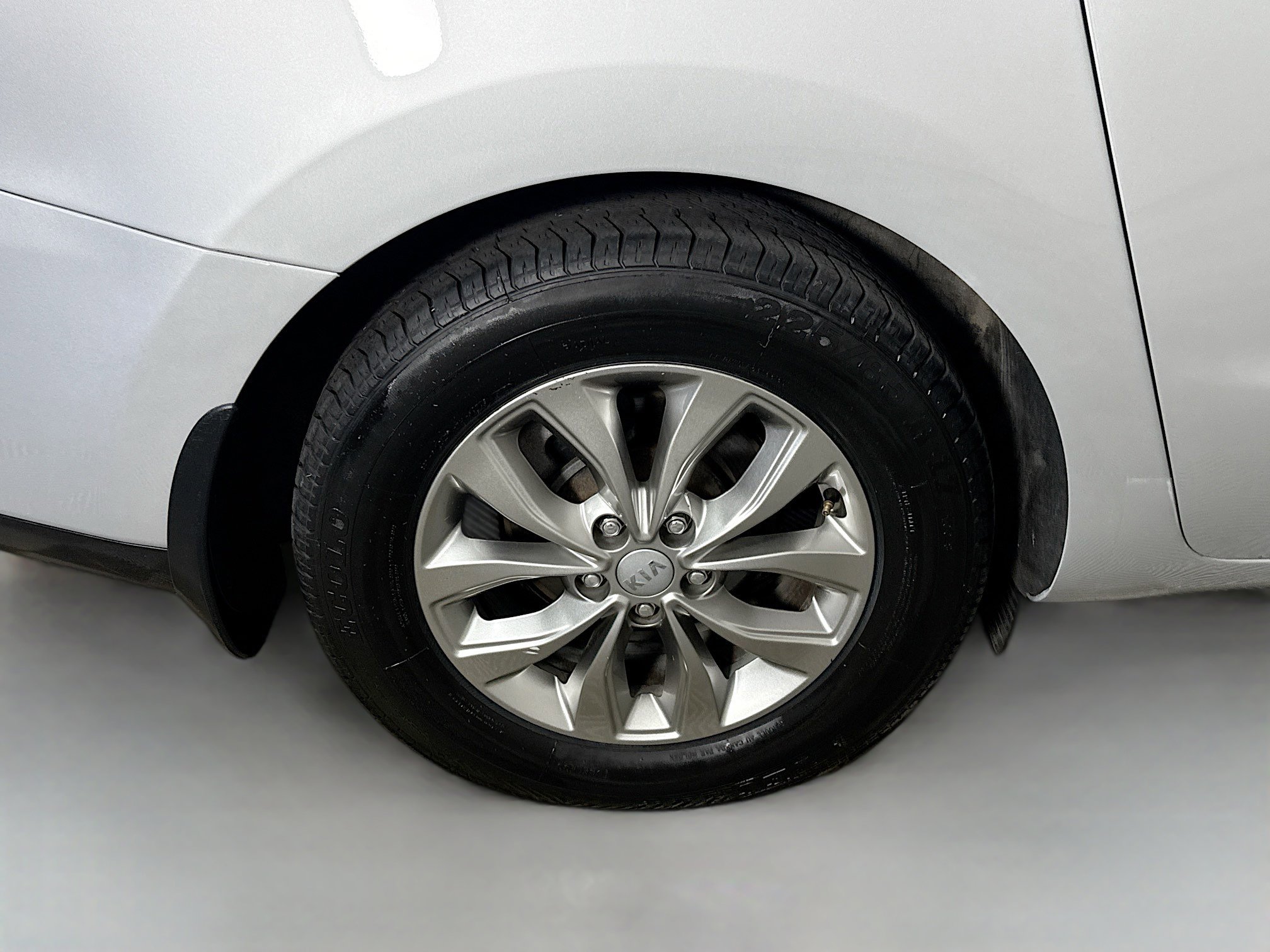 Used 2019 Kia Sedona LX image 30