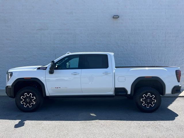 Used 2026 GMC Sierra 2500 AT4X AWD/4WD image 3