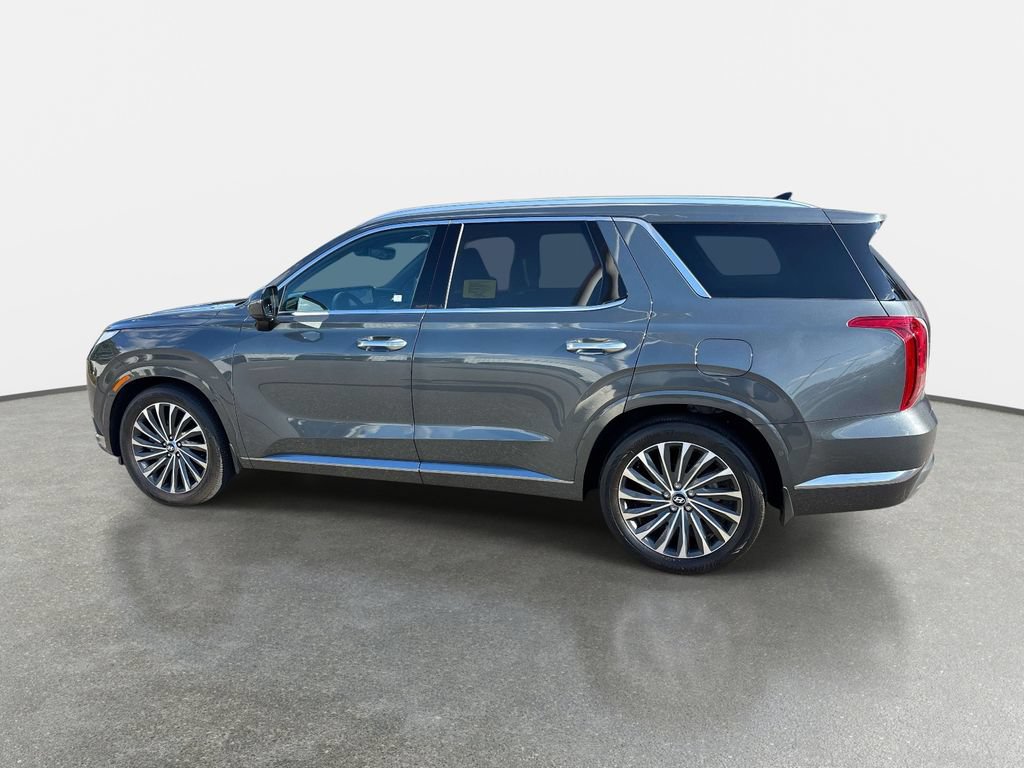Used 2023 Hyundai Palisade Calligraphy w/ Cargo Package AWD/4WD image 7