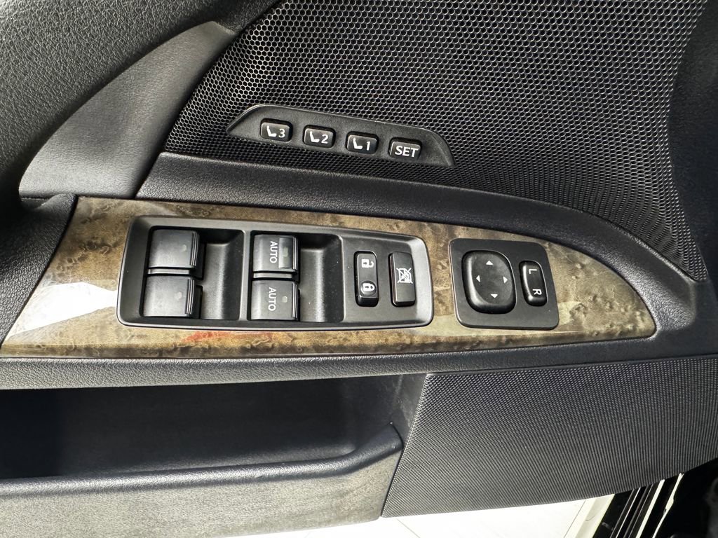 Used 2012 Lexus IS 350C image 32