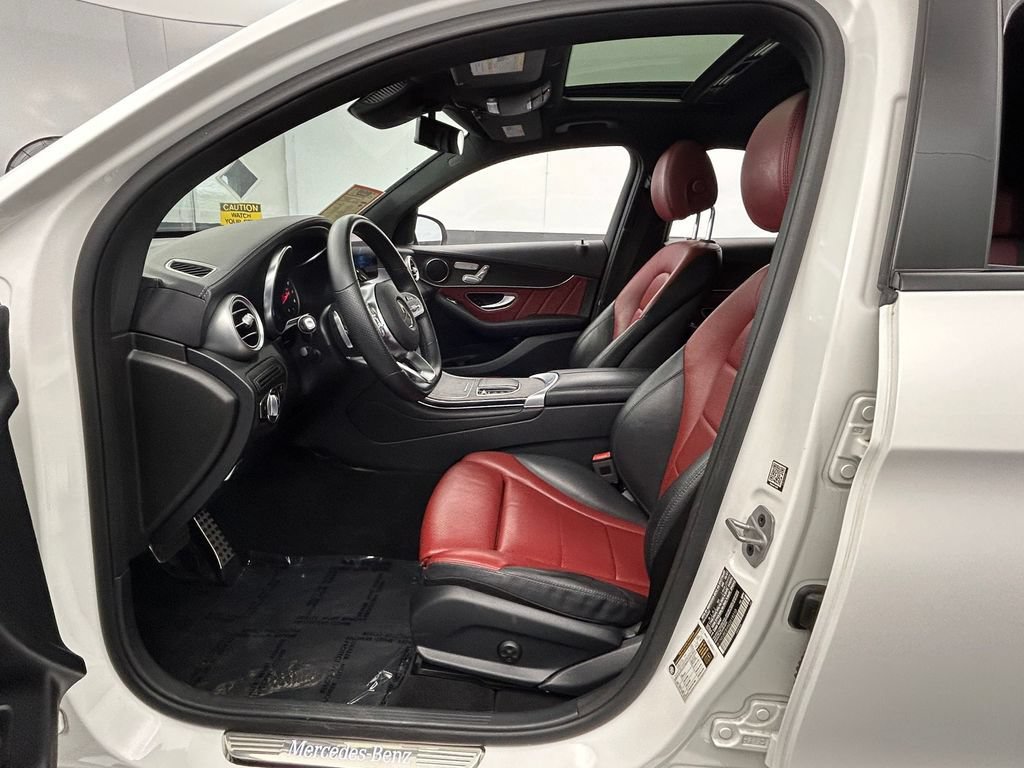 Used 2022 Mercedes-Benz GLC 300 4MATIC Coupe image 19