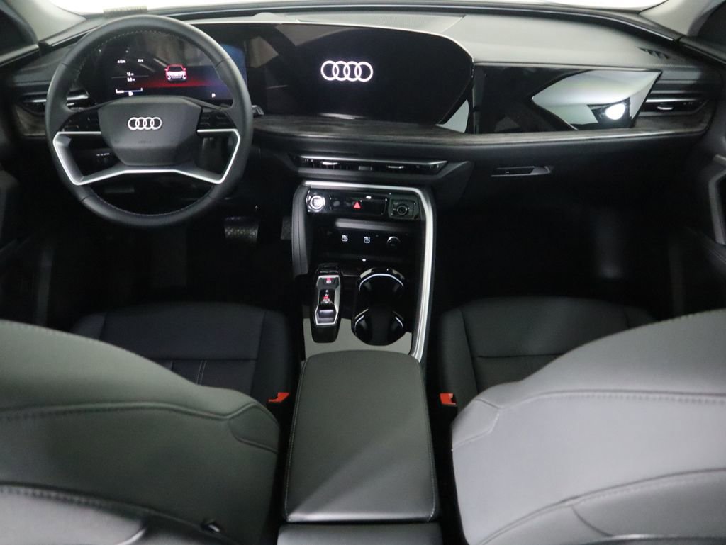 Used 2025 Audi Q5 Premium w/ Convenience Package AWD/4WD image 15