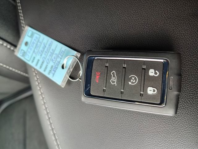 New 2025 Jeep Grand Cherokee L Laredo image 37