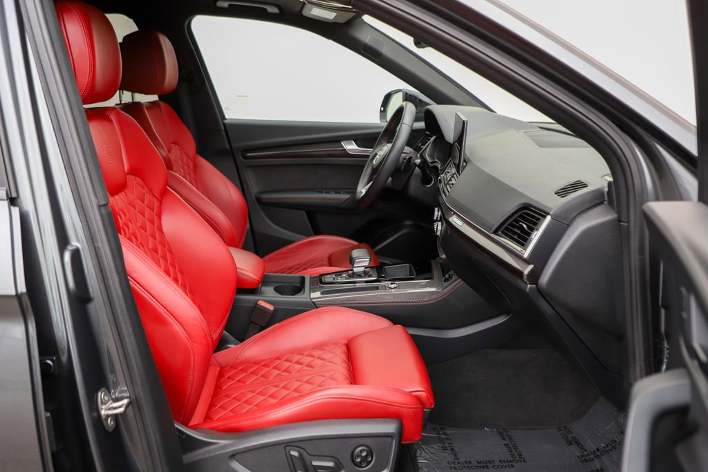 Used 2024 Audi SQ5 Premium Plus image 39