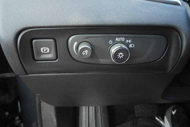 Used 2021 Buick Enclave Premium w/ Sun and Sites Package AWD/4WD image 12