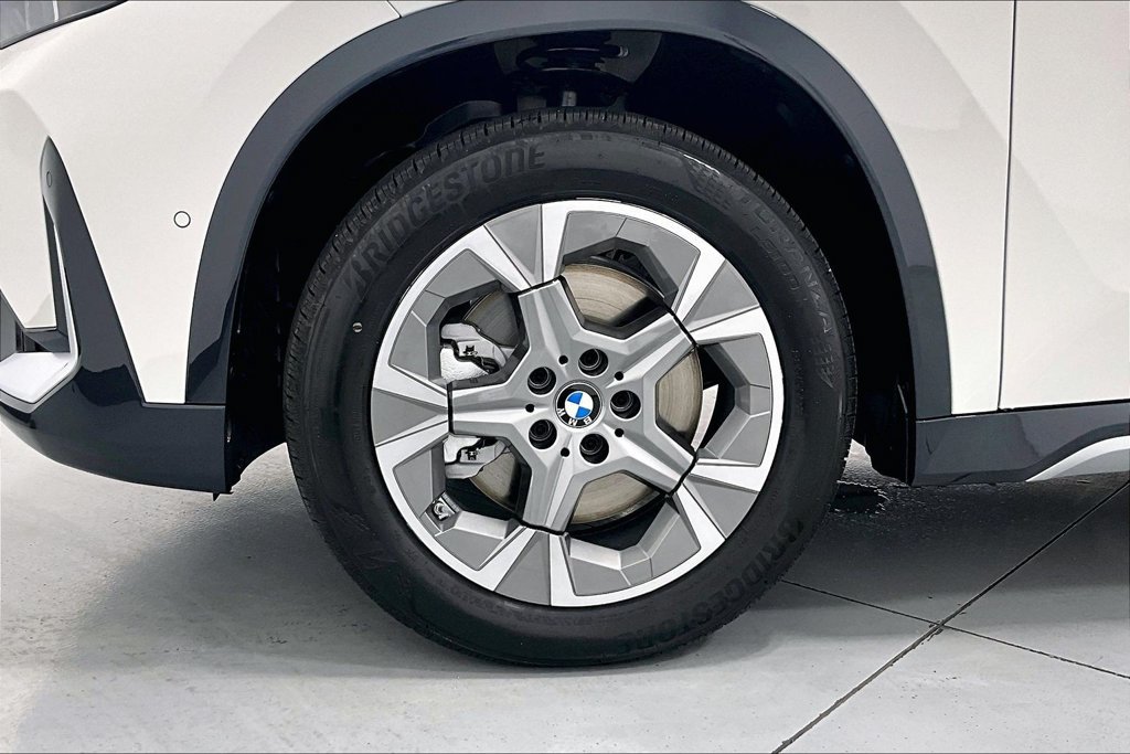 New 2027 BMW X1 xDrive28i AWD/4WD image 29