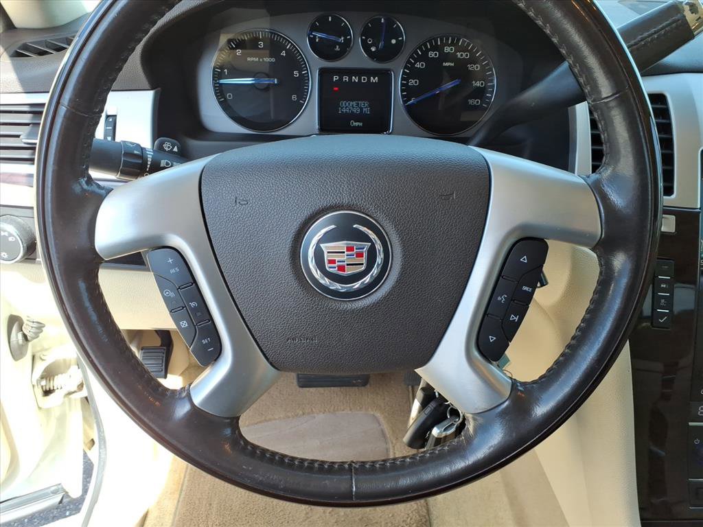 Used 2008 Cadillac Escalade EXT image 19