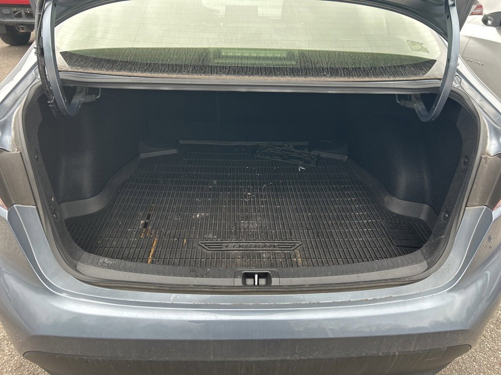 Used 2023 Toyota Corolla LE image 8