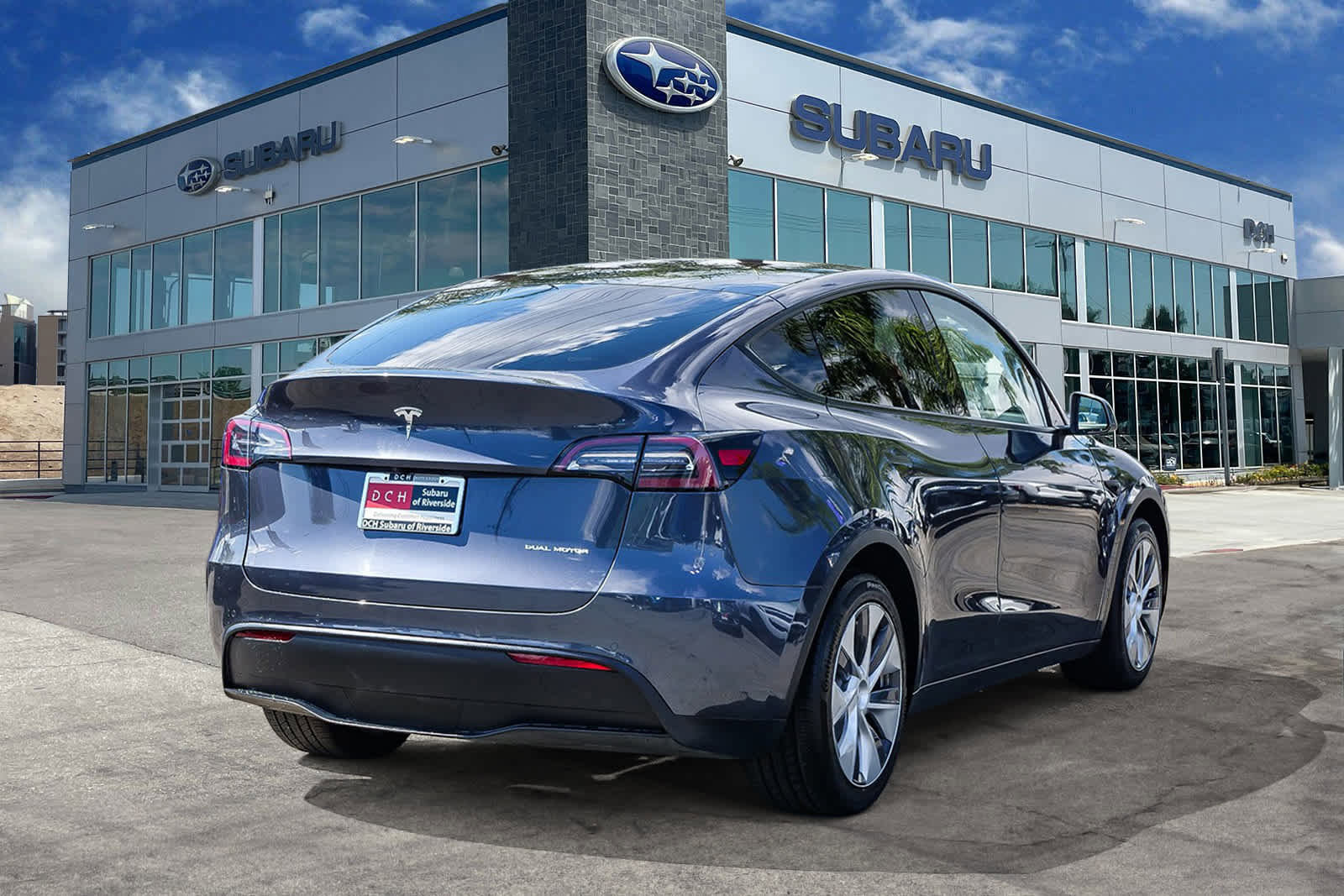 Used 2020 Tesla Model Y Long Range image 4