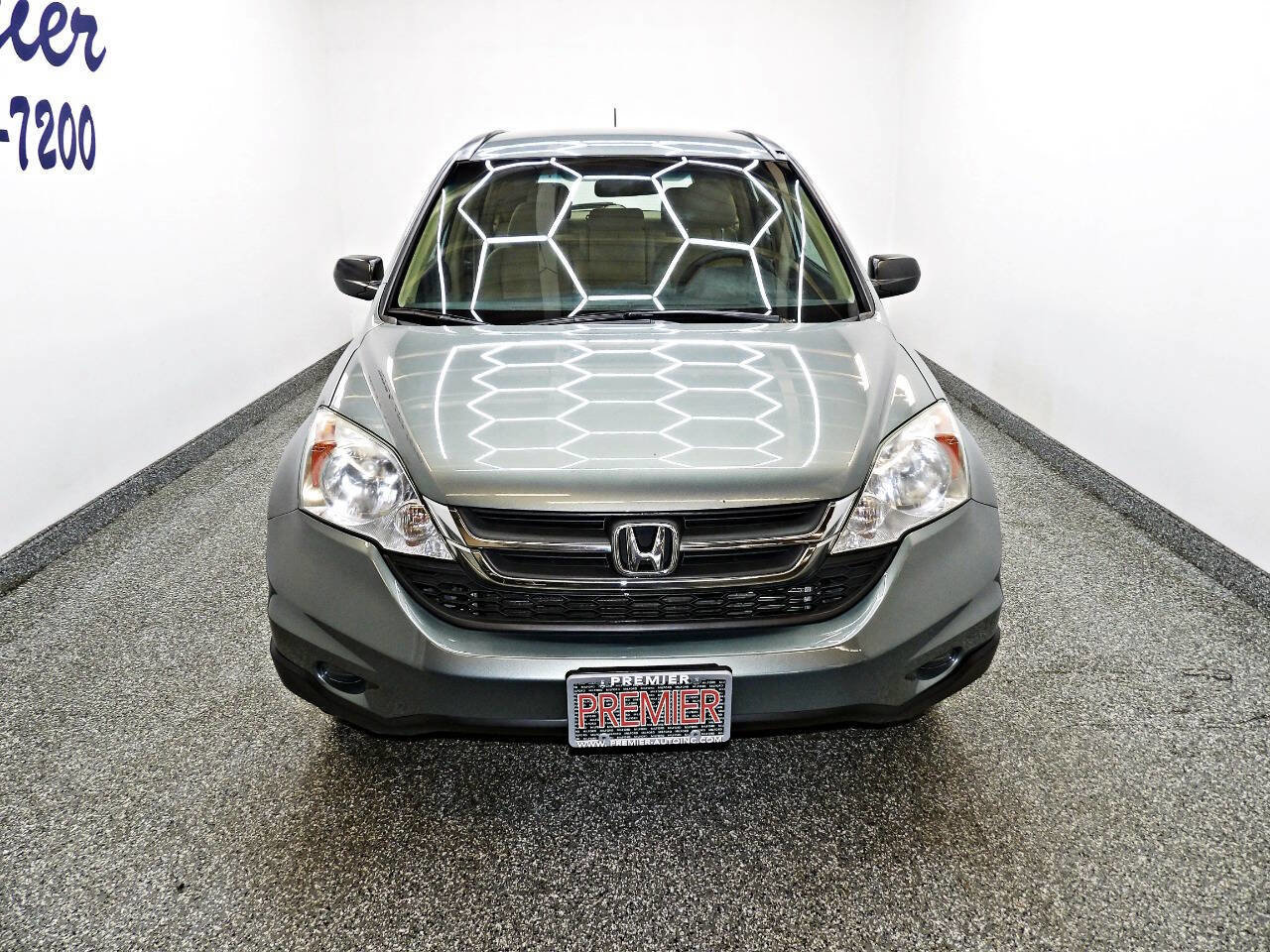 Used 2011 Honda CR-V LX image 2