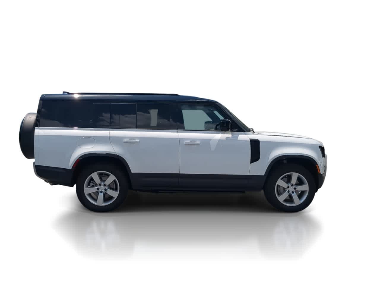 Certified 2025 Land Rover Defender 130 S AWD/4WD image 9