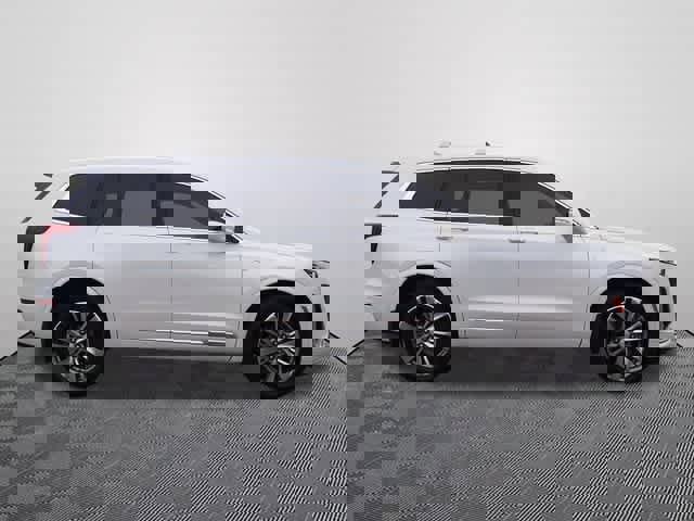 Used 2021 Cadillac XT6 Premium Luxury image 4