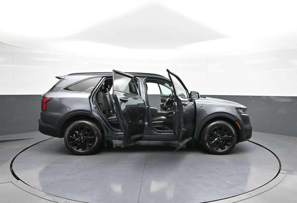 Used 2021 Kia Sorento S w/ Panoramic Sunroof Package AWD/4WD image 43