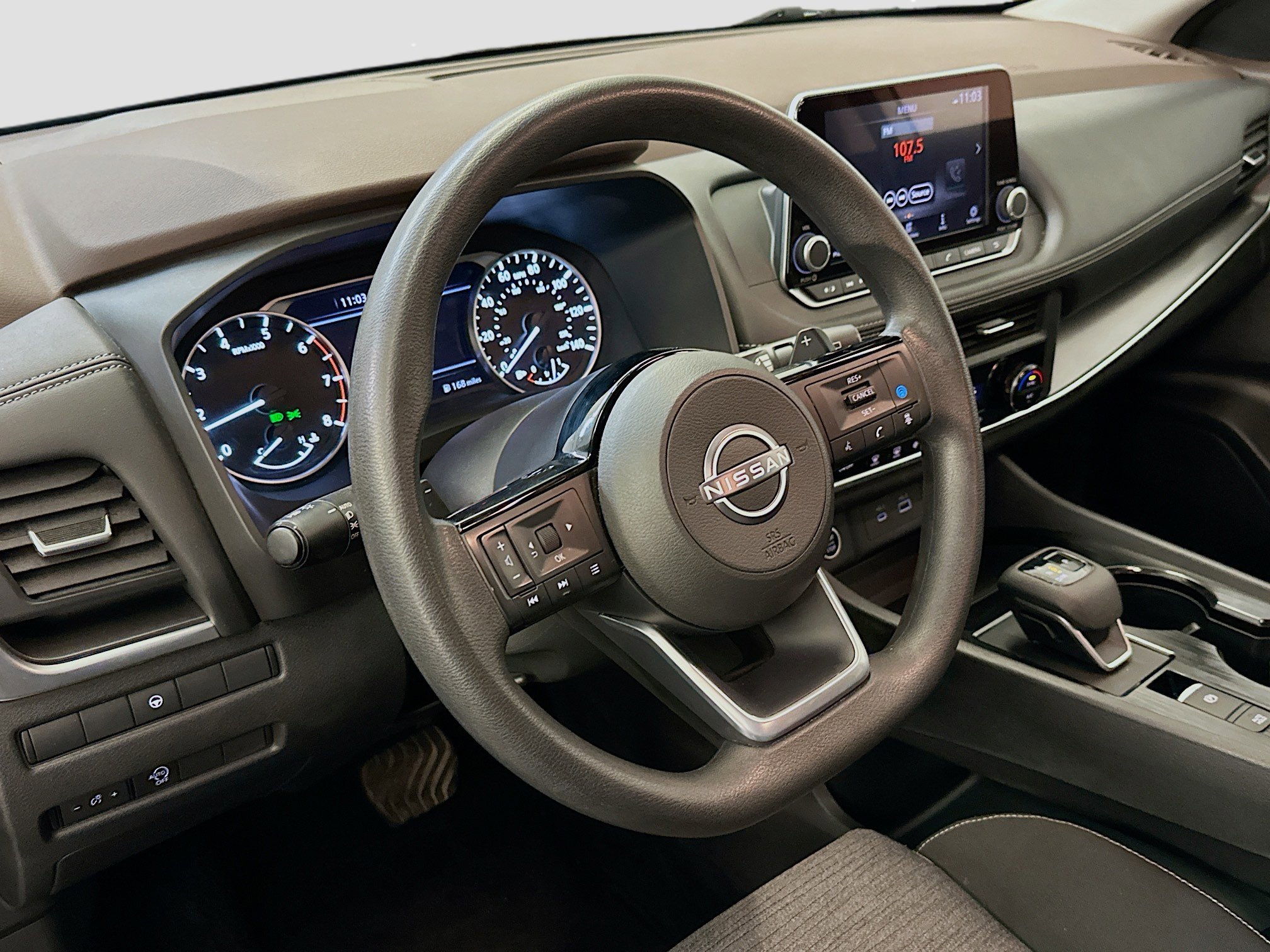 Used 2023 Nissan Rogue SV AWD/4WD image 18