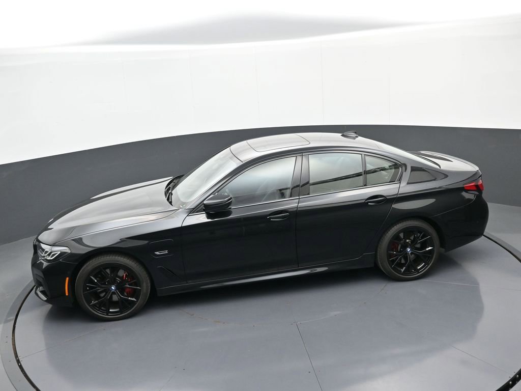 Used 2023 BMW 530e xDrive w/ Premium Package AWD/4WD image 35