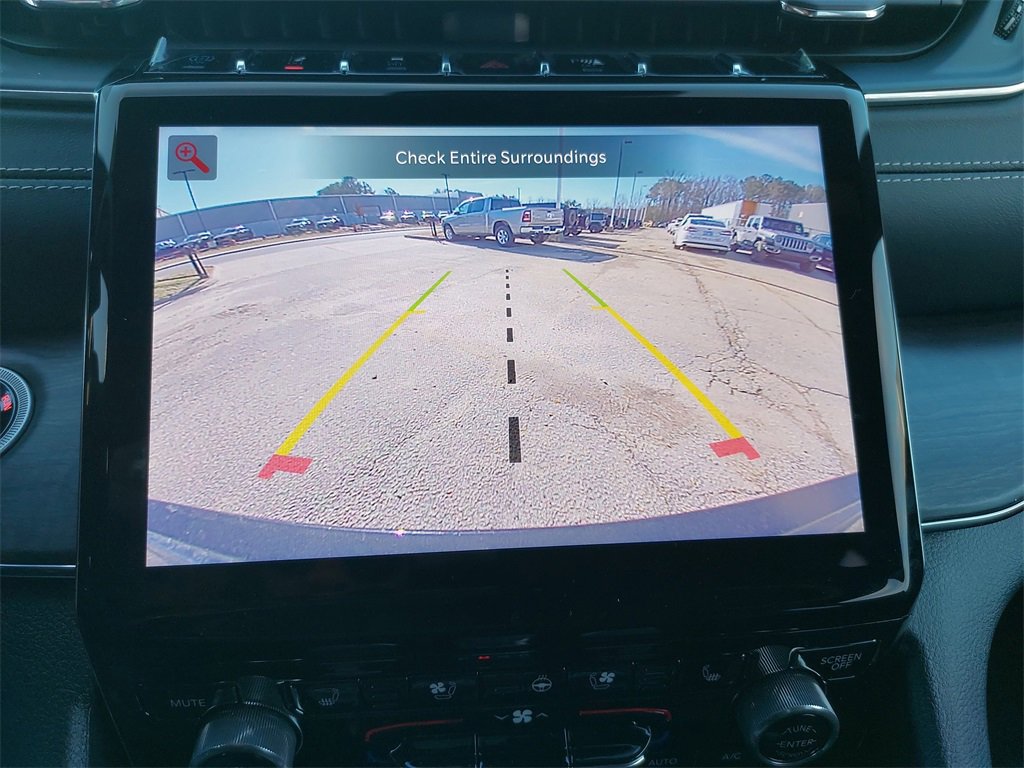 New 2024 Jeep Grand Cherokee Overland w/ Luxury Tech Group IV image 24