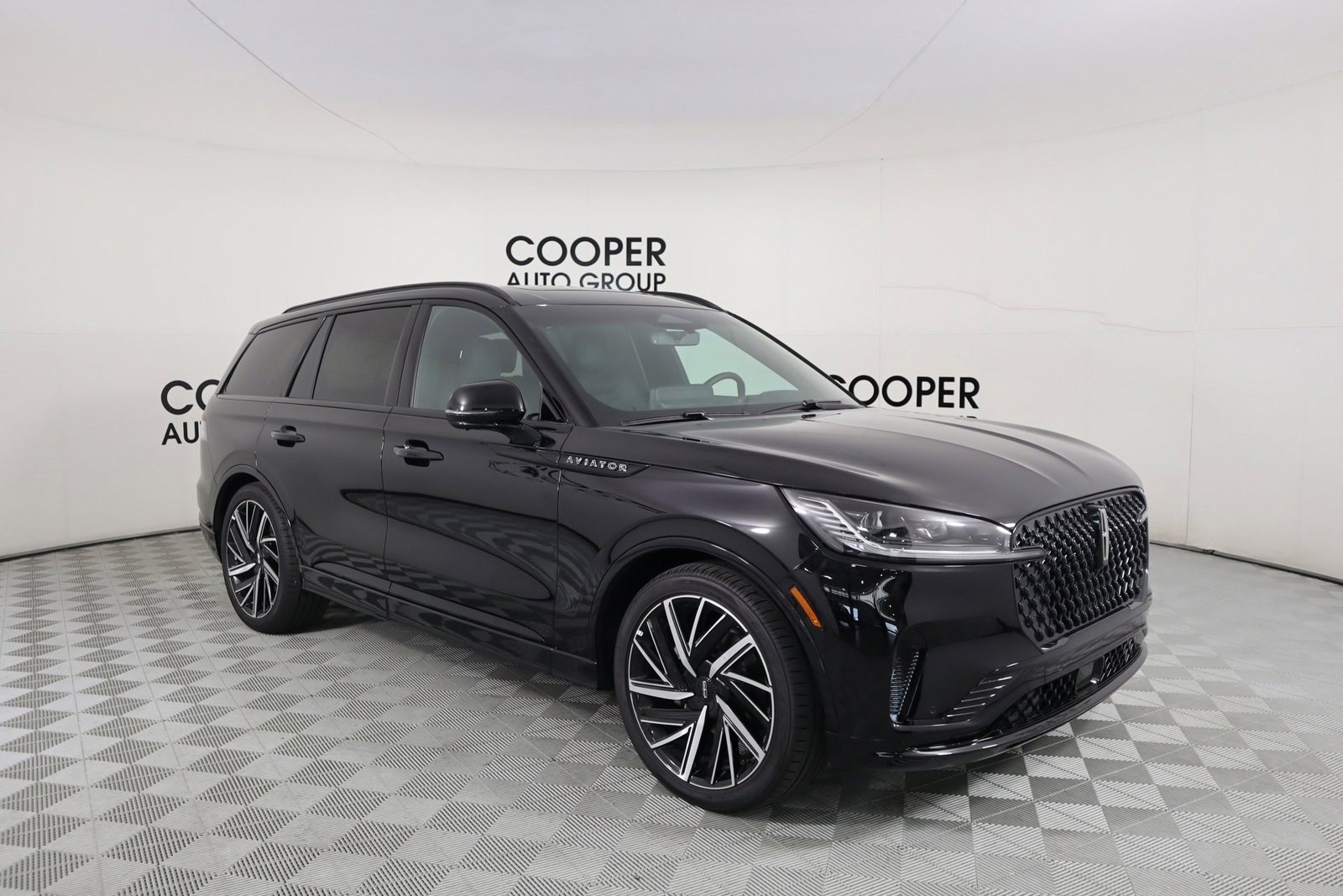 New 2025 Lincoln Aviator Black Label w/ Jet Appearance Package