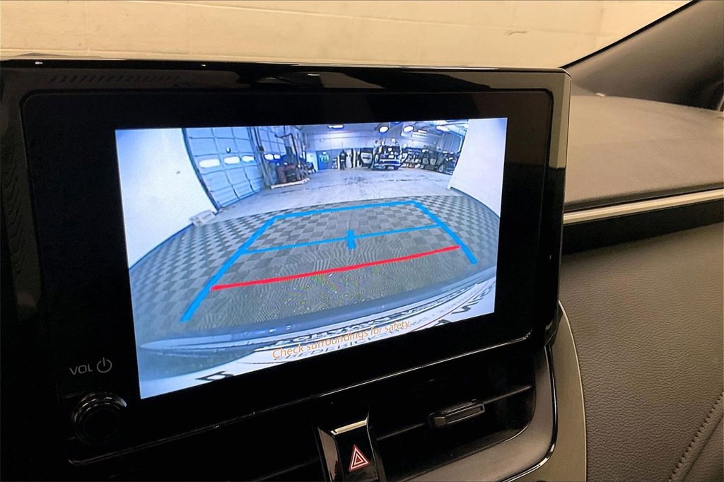 Used 2023 Toyota Corolla SE w/ SE Premium Package image 21