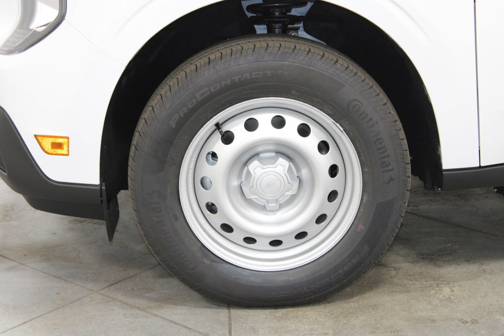 New 2026 Ford Maverick XL image 17