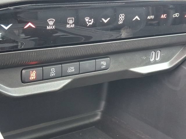 New 2026 Jeep Cherokee Limited AWD/4WD image 18