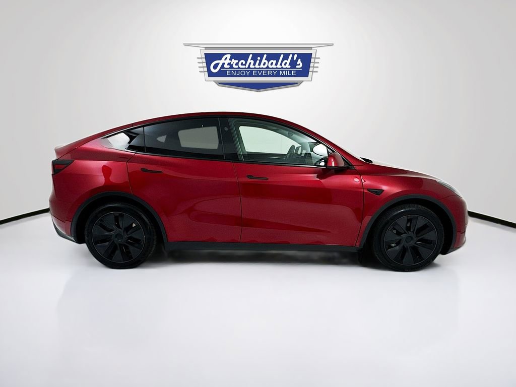 Used 2025 Tesla Model Y Long Range image 8