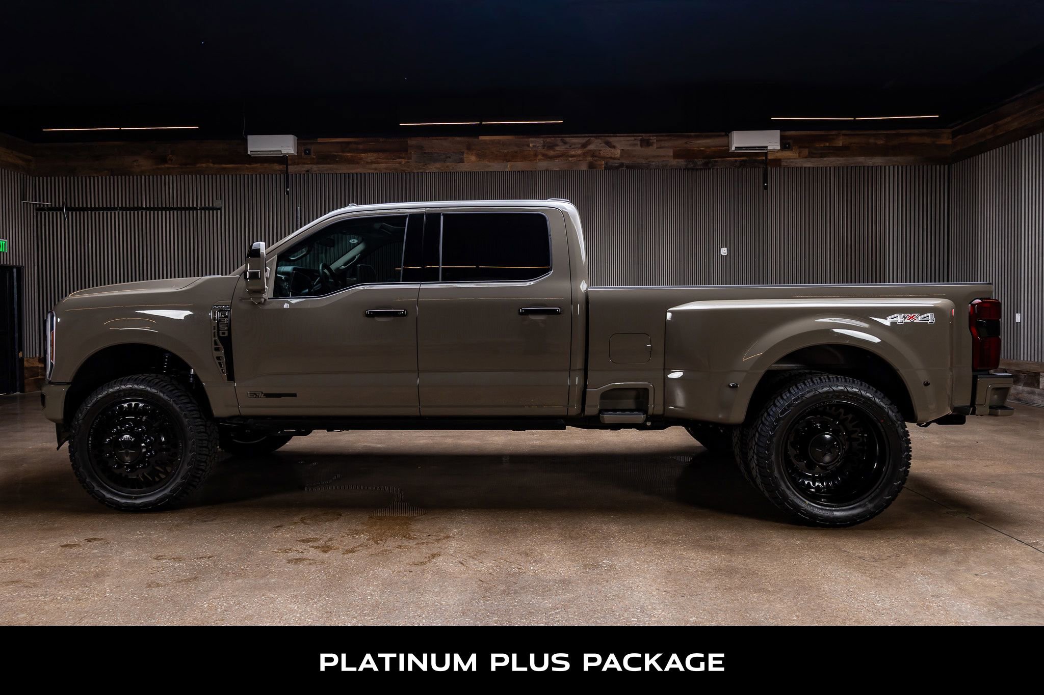 Used 2026 Ford F350 Platinum AWD/4WD image 6