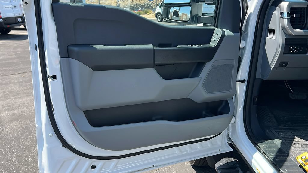 New 2024 Ford F450 XL w/ XL Chrome Package RWD image 10